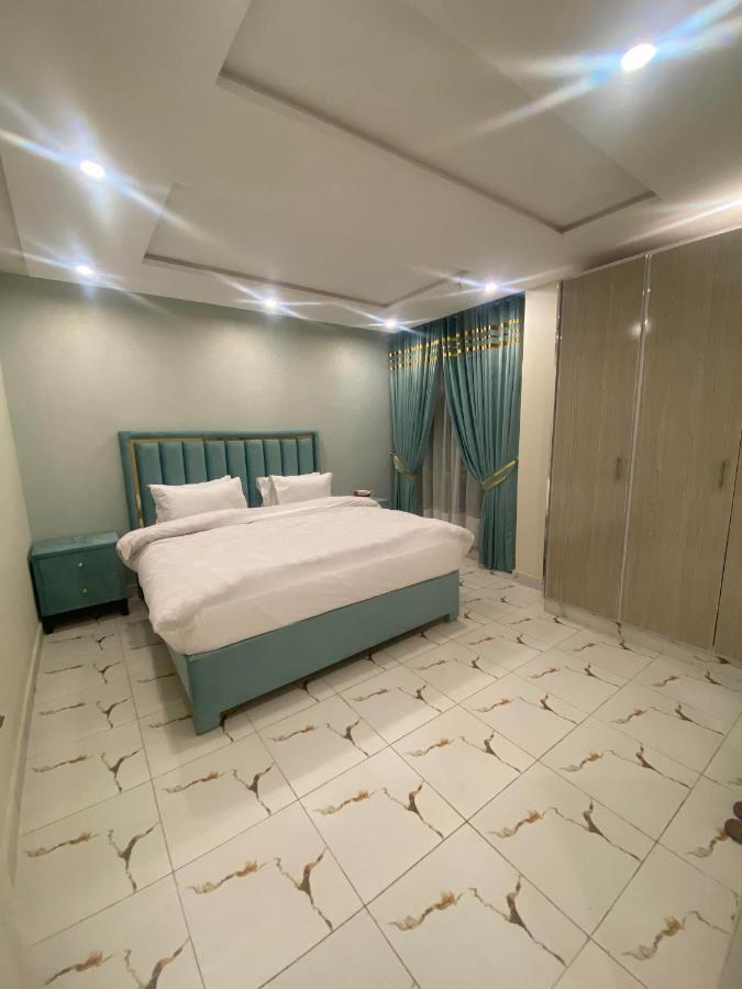 Luxe Suites Bahria Town Lahor Dış mekan fotoğraf