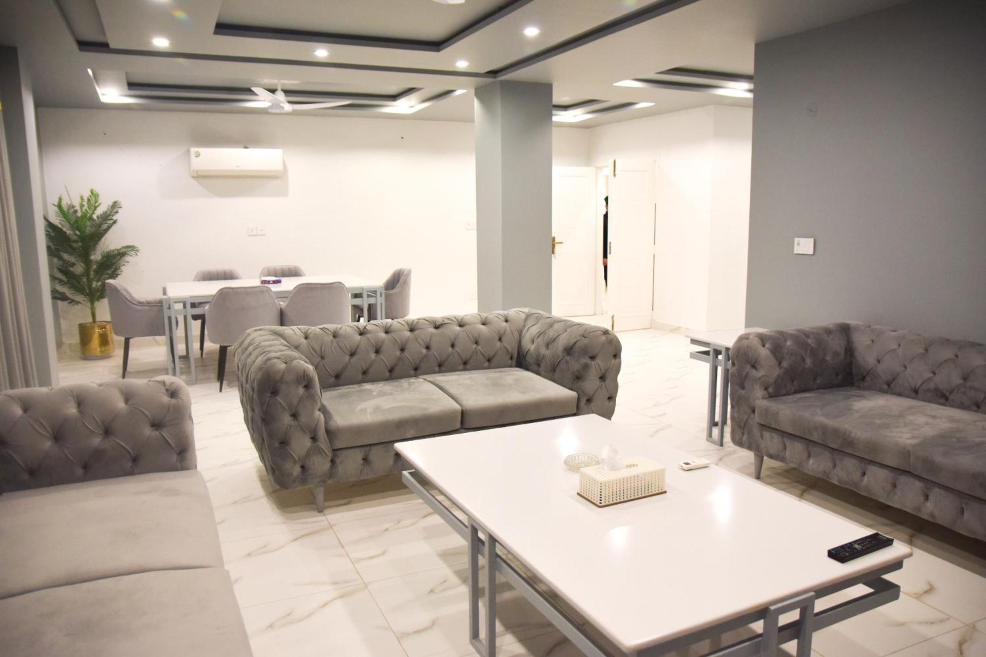 Luxe Suites Bahria Town Lahor Dış mekan fotoğraf