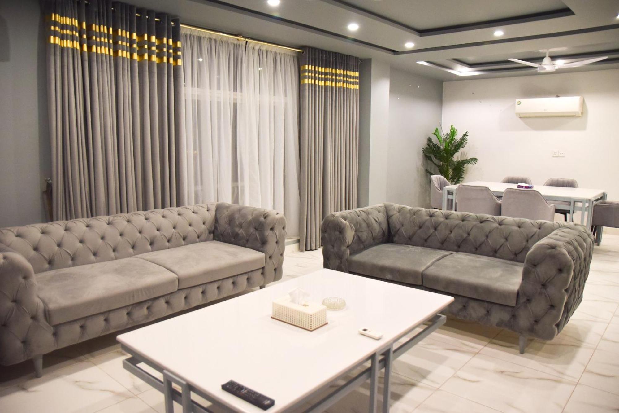 Luxe Suites Bahria Town Lahor Dış mekan fotoğraf